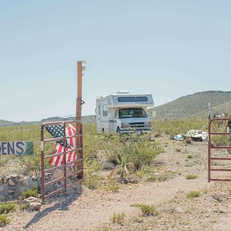 Camping At Desert Gardens Oasis In Lobo, Tx Van Horn Εξωτερικό φωτογραφία